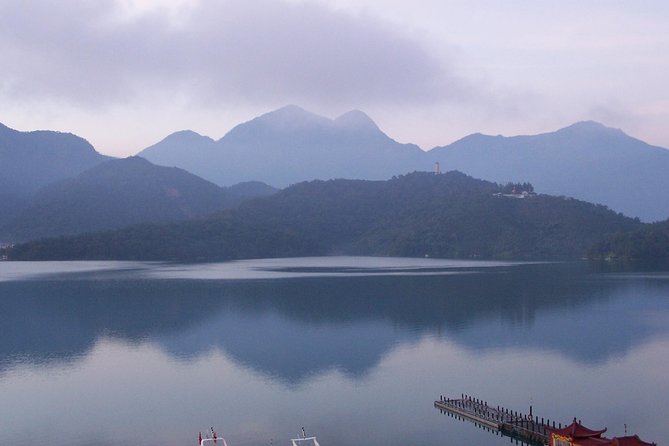 1 day tour Sun Moon Lake from Taichung - Temples, villages, and the Ita Thao area