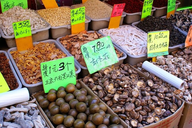 2-Hour Private Dadaocheng Walking Tour - Key points at a glance