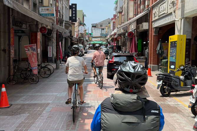 4 Hour Afternoon Cycling City Tour North with Snack - Taipei Expo Park and the city’s everyday outdoor spaces