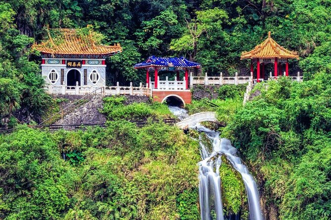 5-Day Round Taiwan Charter Car Tour - Why a private car makes this Taiwan route work