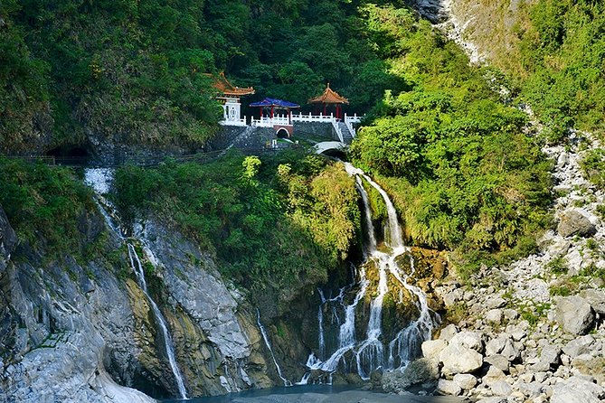 5-Day Round Taiwan Charter Car Tour - What the $2,150 price really covers