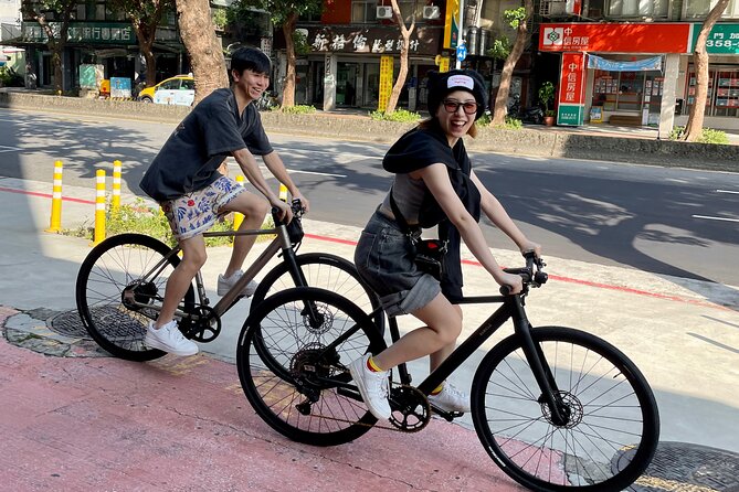 Best E-bike Cycling Tour in Taipei - Includes Local Food & Drinks - Sun Yat Sen Memorial Hall and the Taipei Dome