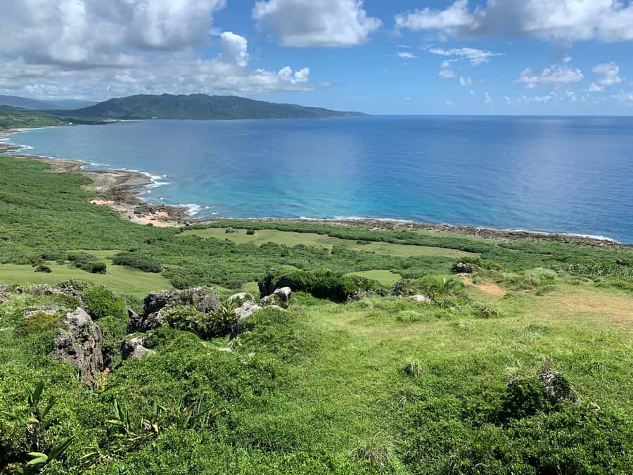 From Kaohsiung: Kenting & Ocean Coast Private Day Tour - A coastal stop at Sail Rock Beach