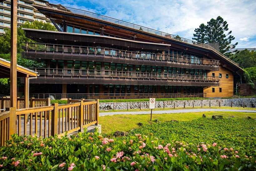 From Taipei: Beitou & Yangmingshan Private Day Tour - Zhuzihu: lunch and a change of pace