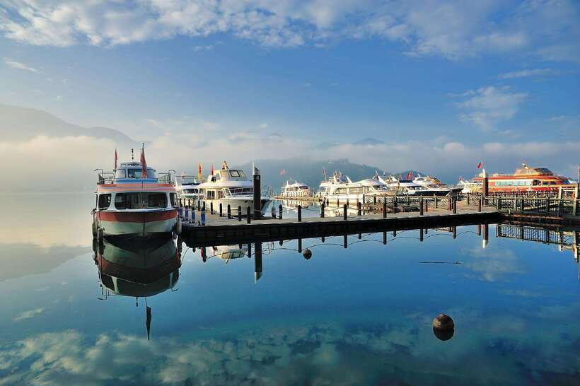 From Taipei City: 3-Day Sun Moon Lake & Alishan Private Tour - Hinoki Village and a gentler final stop