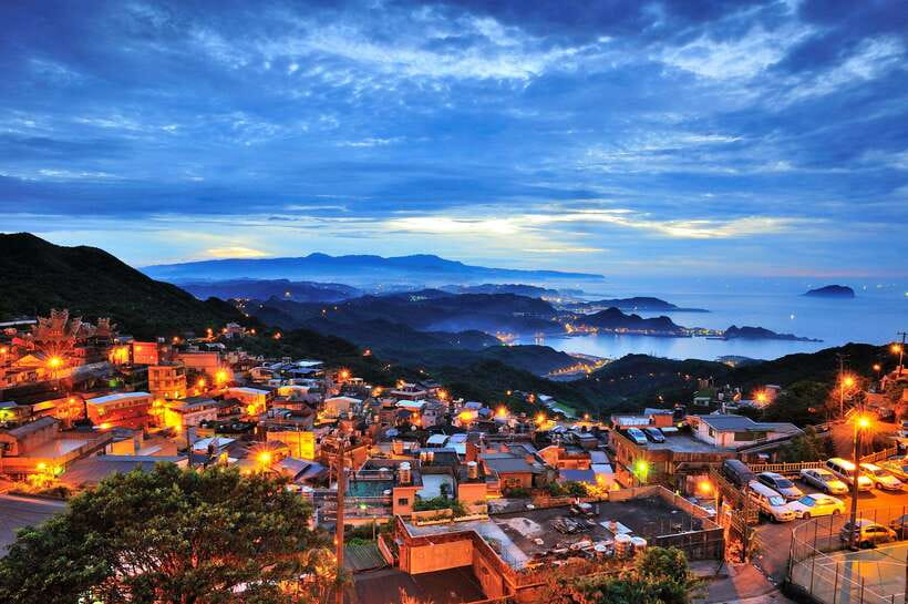 From Taipei: Old Gold Rush Town Jiufen Guided Night Tour - Gold Museum: Taiwan’s Mining Story in One Hour