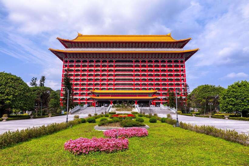 From Taipei: Private Classic Taipei Timeless Treasures Tour - Key points to know before booking