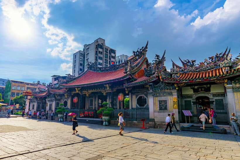 From Taipei: Private Classic Taipei Timeless Treasures Tour - What the $216 price really buys you