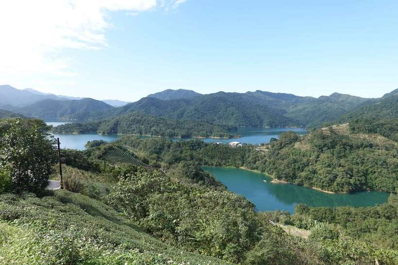 From Taipei: Thousand Island Lake and Pinglin Tea Plantation - Pinglin Tea Museum in a Hokkien courtyard
