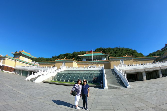 Full-Day Private Custom Taipei City Tour - Taipei 101 supplies the big city view