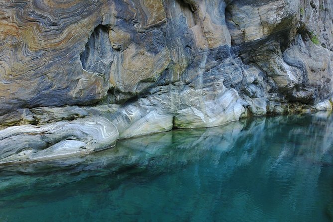 Full-Day Private Taroko National Park Tour from Hualien City - Eternal Spring Shrine adds memory to the scenery