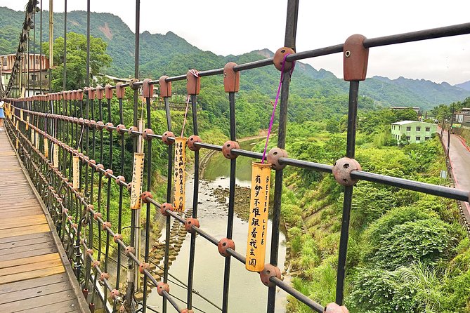 Full-Day Tour in Shifen, Jiufen & Yehliu of Taipei (Incl. ticket) - Yehliu Geopark and Taiwan’s strangest rocks