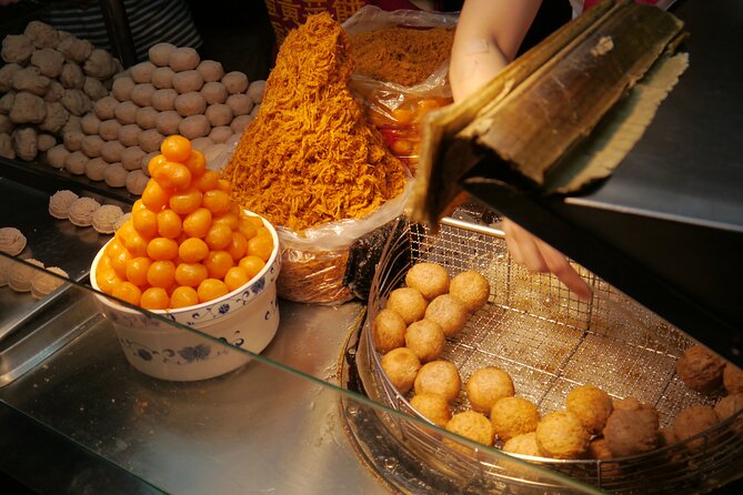 Local Favorites: Taiwan Night Market Food Tour in 2 hours - The guide is part of the meal