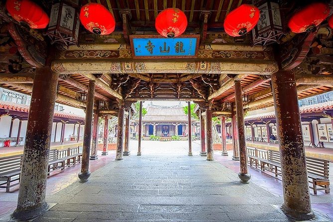 Private 2-Day Sun Moon Lake, Puli and Lukang Tour - Xuanzang Temple and the climb to Ci’en Pagoda
