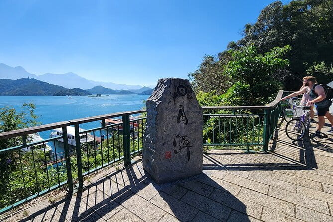 Private 9-Hour Sun Moon Lake Leisure Tour from Taichung (台中)! - Why a private day at Sun Moon Lake works well