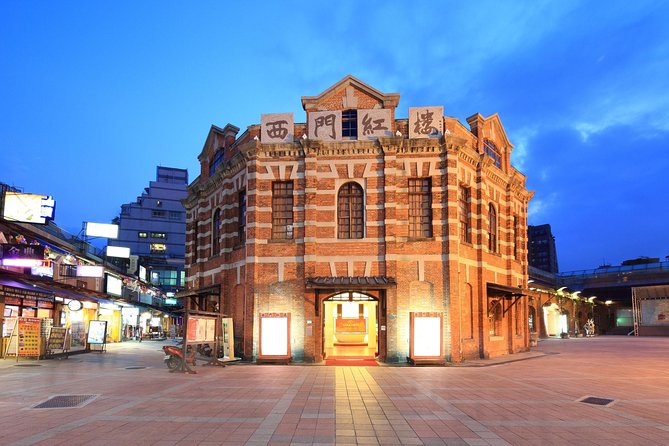 Private Car: 8 Hour Highly Customized Taipei City Exploration! - Bopiliao Historic Block and old Taipei in a compact walk