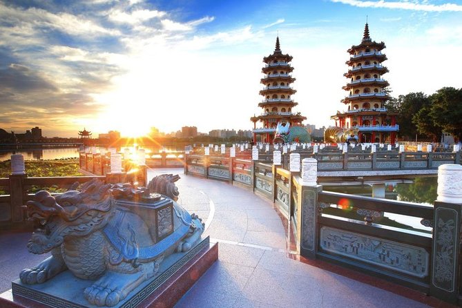 Private Classic Kaohsiung Day Tour - Key points to know