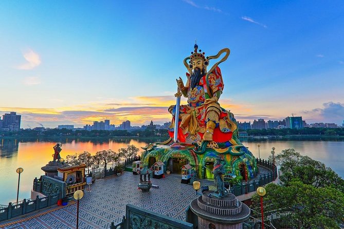 Private Classic Kaohsiung Day Tour - Comfort, timing, and the real value of a private vehicle