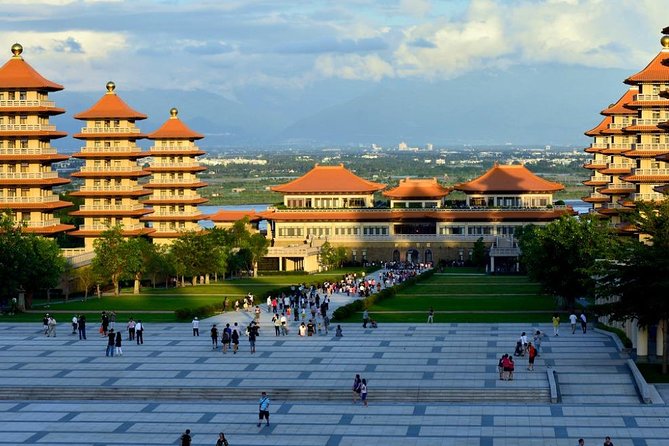 Private Classic Kaohsiung Day Tour - Who should book this Kaohsiung day tour?