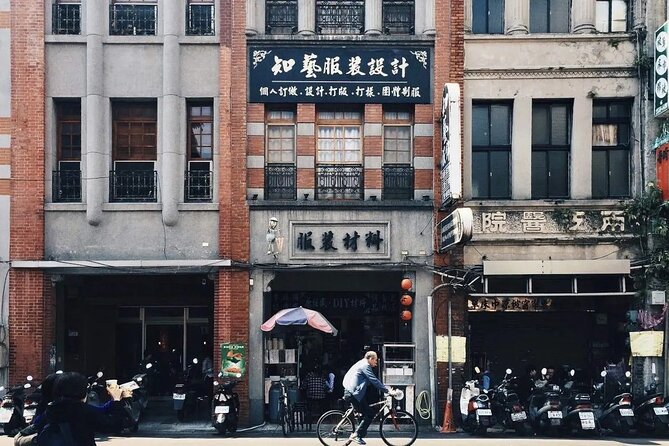 Private Cruise Tour from Keelung: Trip to Taipei - Taipei 101, with views optional