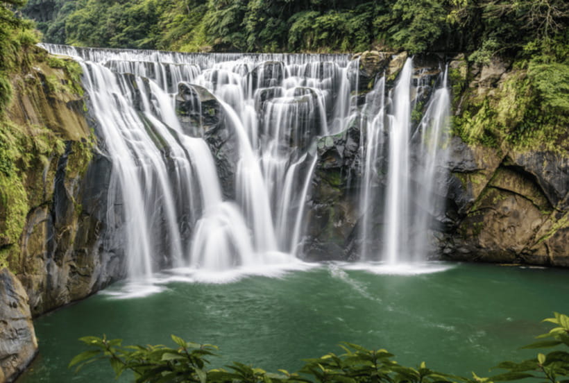 Private Full-Day Northern Taiwan Tour by Car from Taipei - Food, photos, and the less obvious advantages