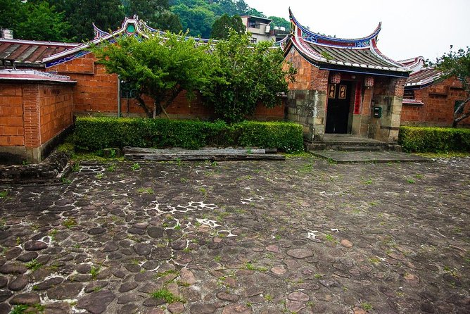 Private Hakka Discovery Day Tour from Taipei - Beipu Old Street and Hakka Town Life
