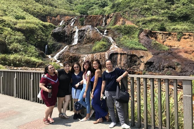 Private Jiufen & Pingxi Day Tour with English-Speaking Guide - Your guide can shape the whole day