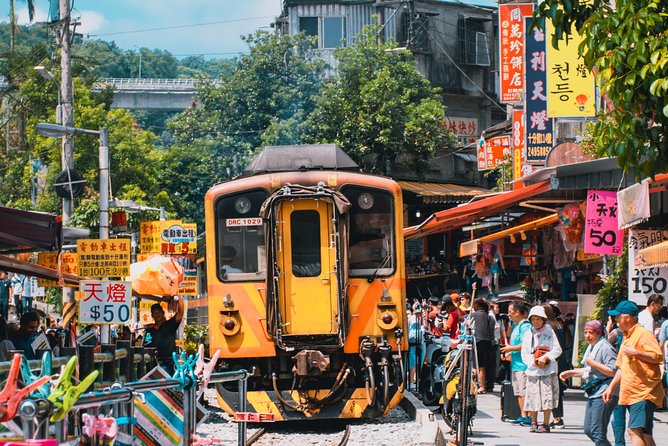 Private Jiufen & Pingxi Day Tour with English-Speaking Guide - Yin Yang Sea gives you a quick coastal start