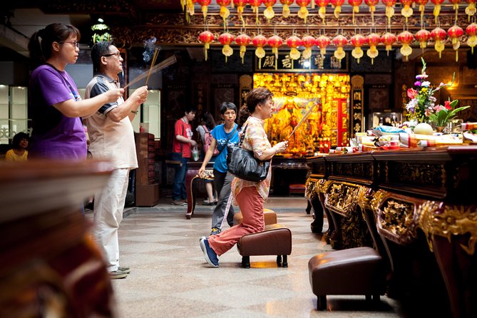 Private Keelung Cultural Walk: Markets, Streets & Local Life - What the $288 group price means