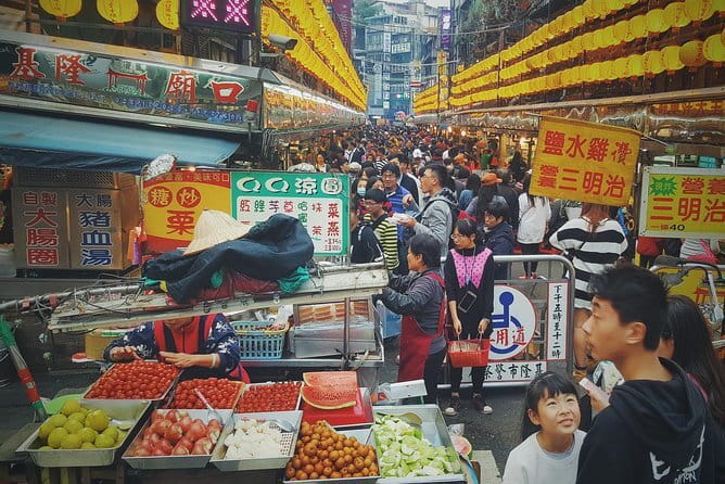 Private Keelung Food Tour with Local Markets & Tastings - Meeting at Keelung Harbor Building