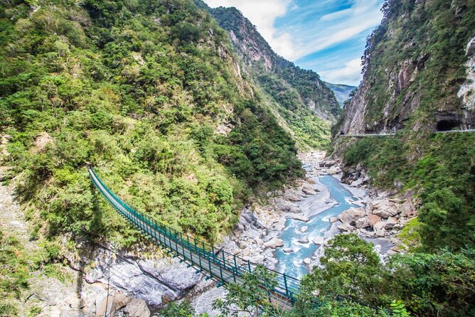 【Private】Taroko National Park (Pickup from Taipei/Yilan/Hualien) - What this private Taroko day actually offers