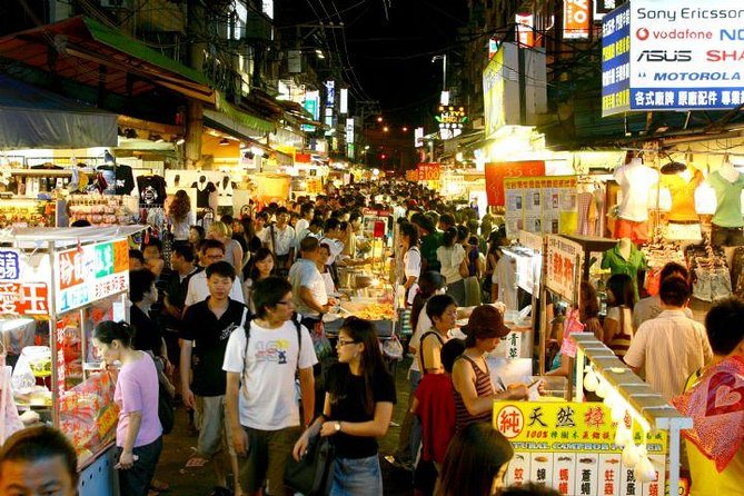 [Private Tour] Shilin Night Market Walking Tour With a Private Tour Guide (2-hr) - Starting at Jiantan and finding your bearings