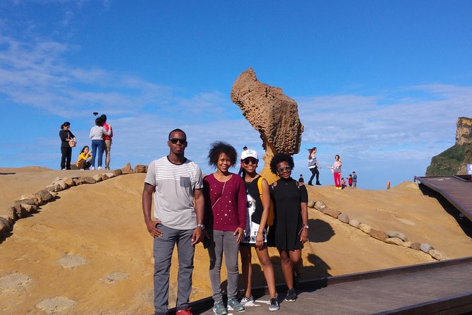 Private Tour to Jiufen, Yehliu Geopark, and Pingxi - Weather, mobility, and timing advice