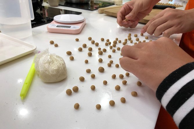 Street Food Cooking Class in Taipei : Gua Bao/Lu Rou Fan/Boba Tea - Sitting down to eat what you made