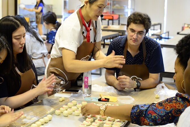 Sweets to Streets: 6Hr Taipei Adventure with Pineapple Cake DIY - Making pineapple cakes from dough to gift box