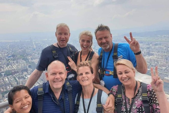 Taipei 101 Top Floor Tour and Dinner at Din Tai Fung - What the private format adds
