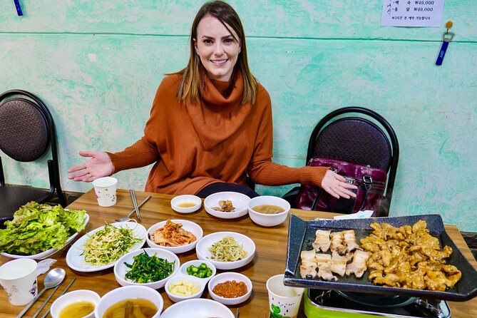 Taipei: Book A Private Local Host For 6 Hrs Customized Experience - The value of $175.51 per person