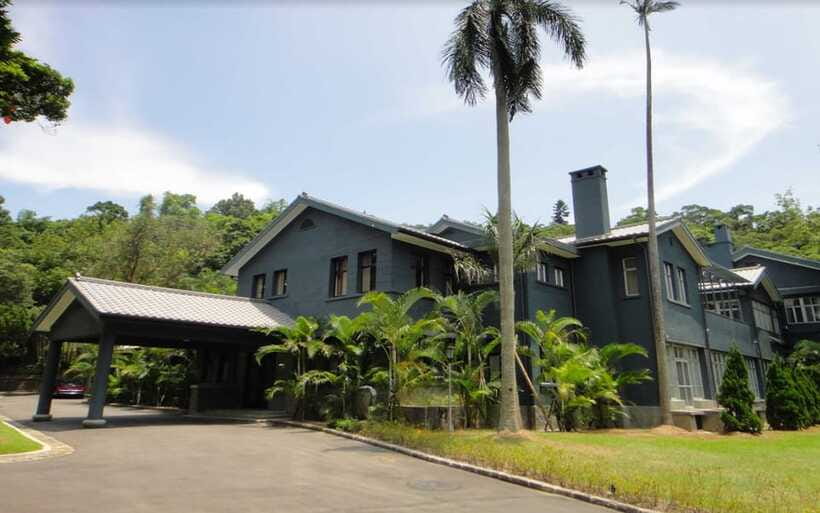Taipei: Chiang Kai-Shek Shilin Residence Ticket - Audio Guide, Rules, and Access