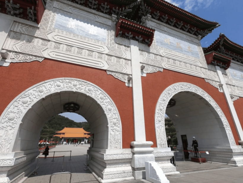 Taipei: City Highlights Private Sightseeing Tour with Guide - Why this private Taipei tour works well