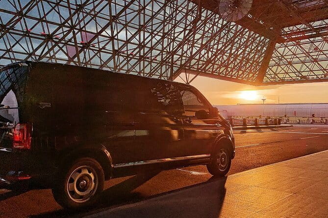 Taipei City to Taoyuan Airport Private Transfer - Why private transfer can be worth the price