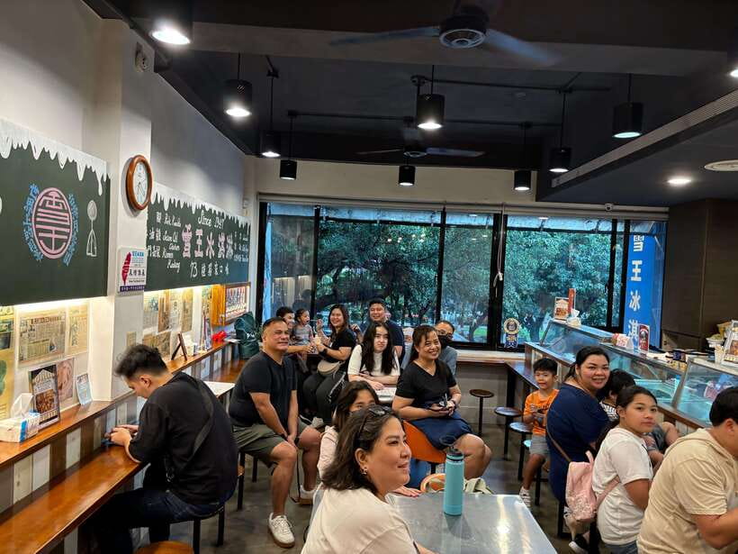 Taipei Foodie + History Walking Tour - Key points at a glance