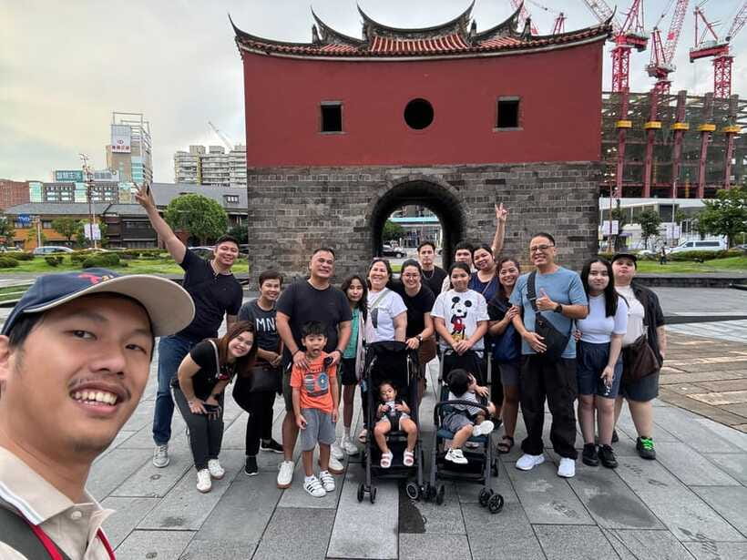 Taipei Foodie + History Walking Tour - Who should book this experience?