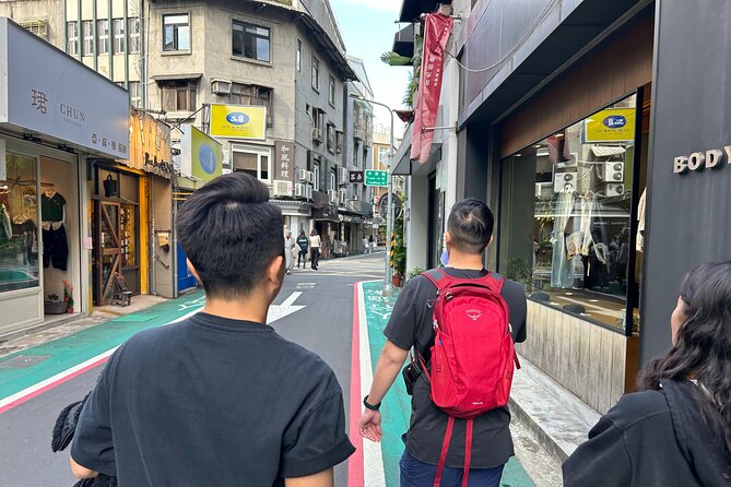 Taipei Hidden Eats, Market & Street Food Tour with 8+ Tastings - Yongkang Street brings more variety
