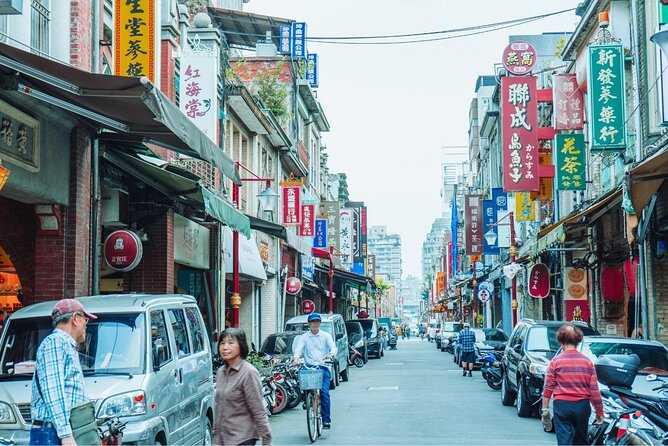Taipei: Layover Experience With A Local Host - Bao’an Temple and the meaning behind the rituals