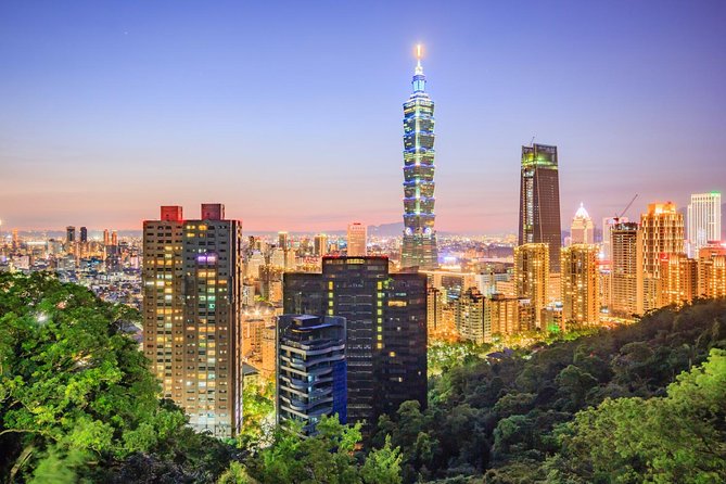 Taipei: Layover Experience With A Local Host - Starting at Taoyuan Airport and riding into the city