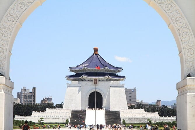 Taipei National Palace Museum Guided Tour - How the guide can change the experience