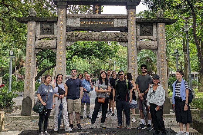 Taipei Old Town - Taiwan Introduction Walking Tour (Tip-Based) - The Presidential Office Building and the marks of Japanese rule
