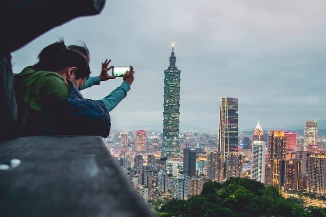 Taipei: Private Car Charter Tour - Matching the route to your schedule