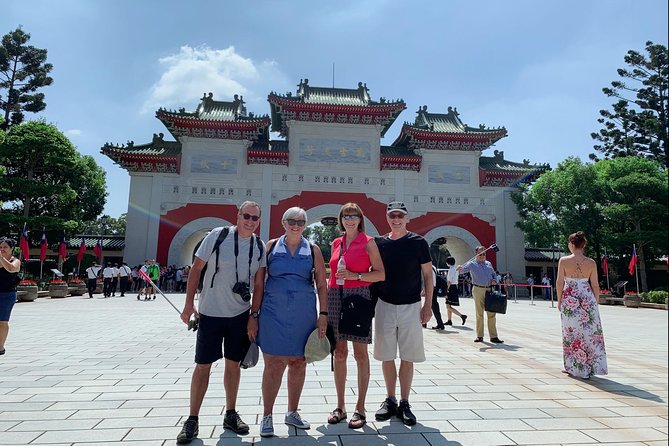Taipei Private Car Charter Tour - Who should book this private Taipei tour