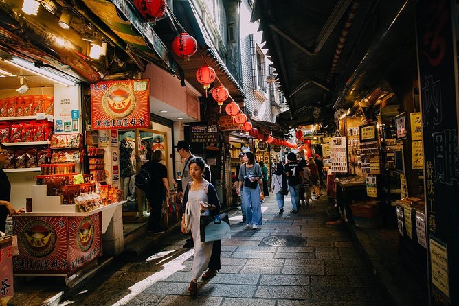 Taipei Private Custom Tour with a Local: Highlights & Hidden Gems - Dihua Street and Dadaocheng: old shops with a modern edge